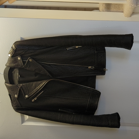 MACKAGE exclusive to Aritzia Black pebbled Leather jacket - Picture 5 of 9